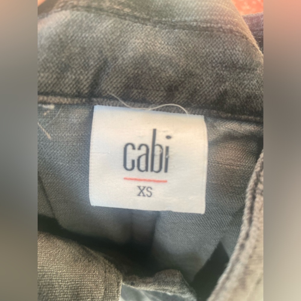 CABI women’s Tuesday Topper Charcoal Velvet Shirt Jacket sz XS preloved
#3730 - Picture 8 of 8